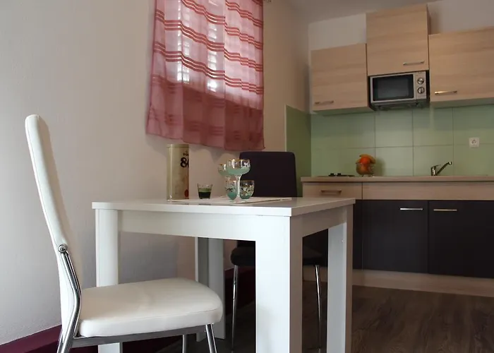 Tomas Apartamento Trogir