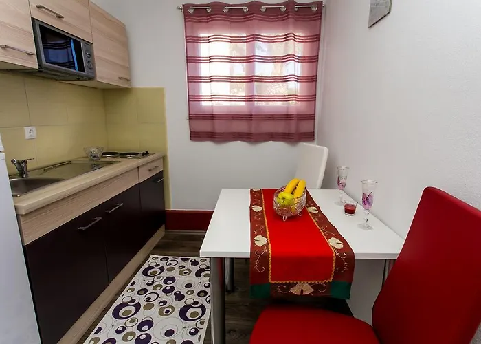 Tomas Apartamento Trogir