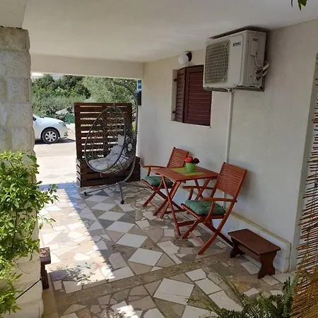 Tomas 公寓 特罗吉尔